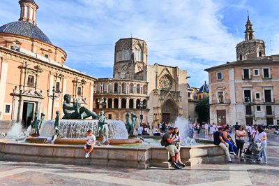 Valencia - Plaza de la Virgen